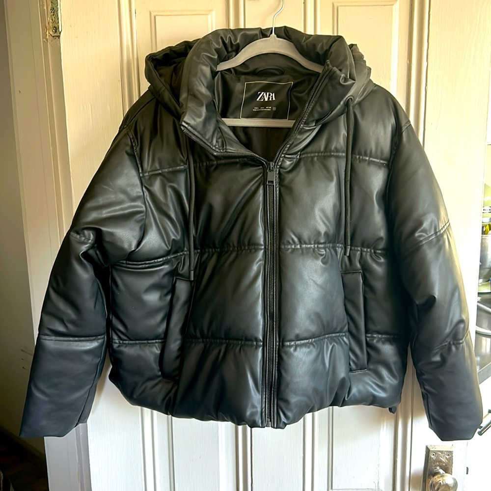 Zara black hooded puffer coat Large
